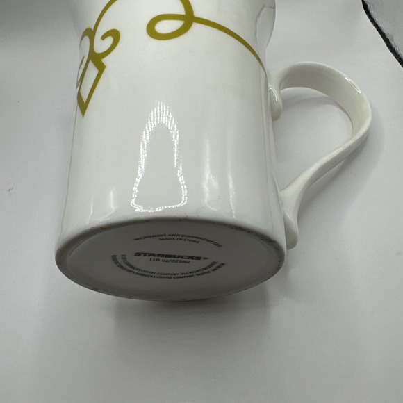 Starbucks ‎ Gold Filigree on White Mug Cup  2015 8.5 Ounces - Picture 4 of 5